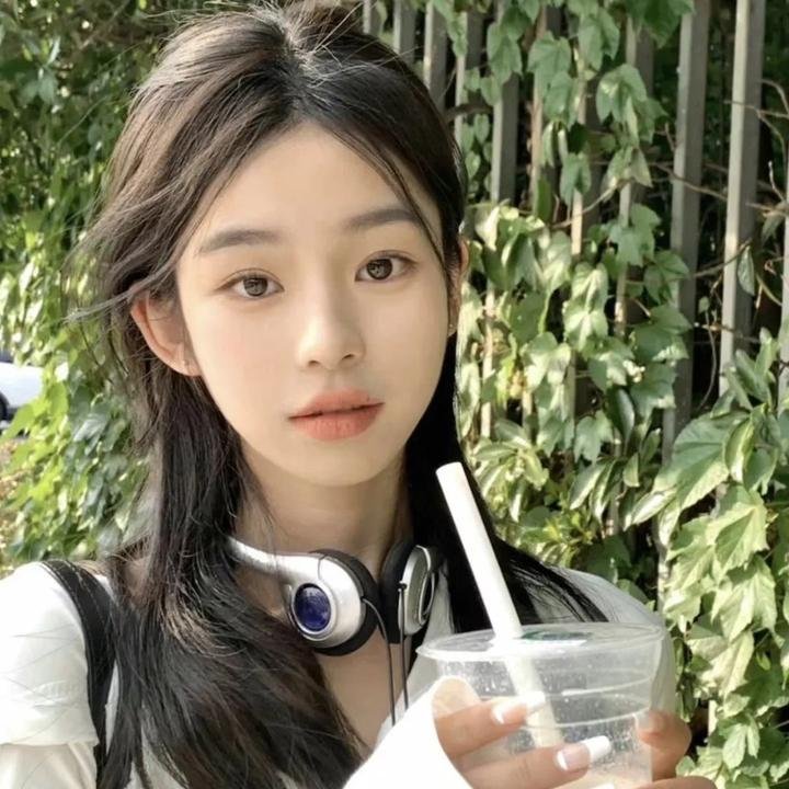 持摄影机的人